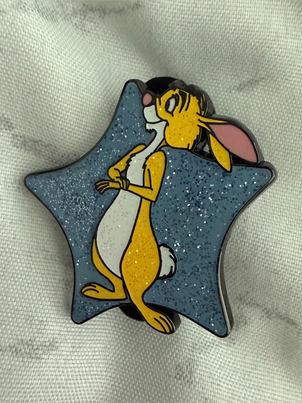 FigPin | NWOT Rabbit Pin